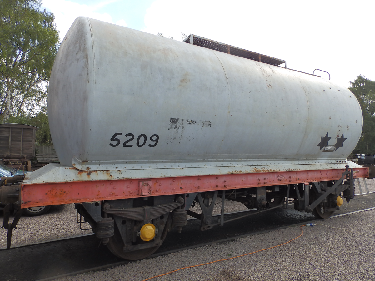 Tank: 5209